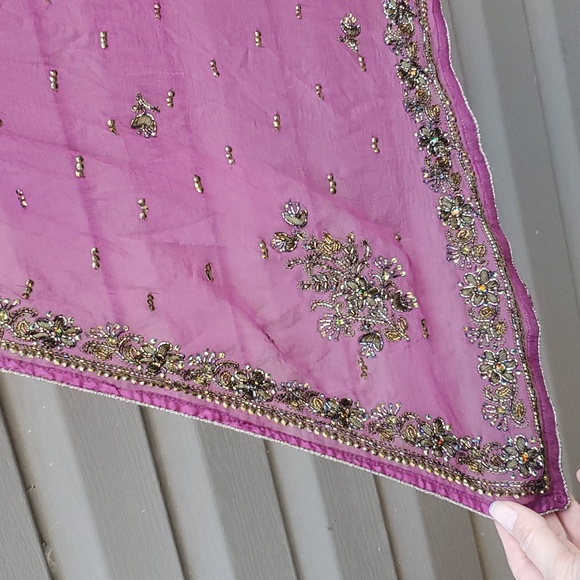 Beaded saree scarf wrap - Picture 2 of 4